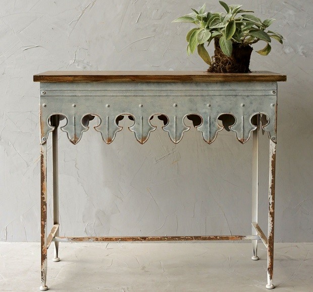 scalloped-edge-metal-table-with-wood-top_1