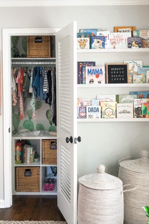 Kid’s Closet Makeover with Removable Wallpaper!