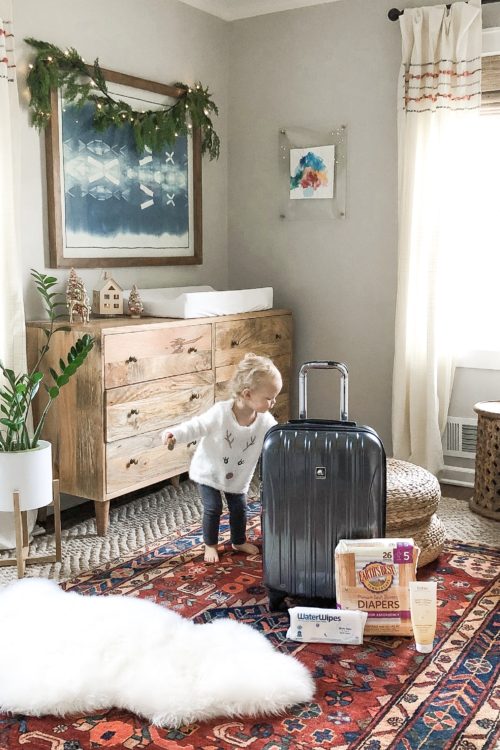Traveling this Holiday Season with a Baby? Here’s What You Need to Pack!